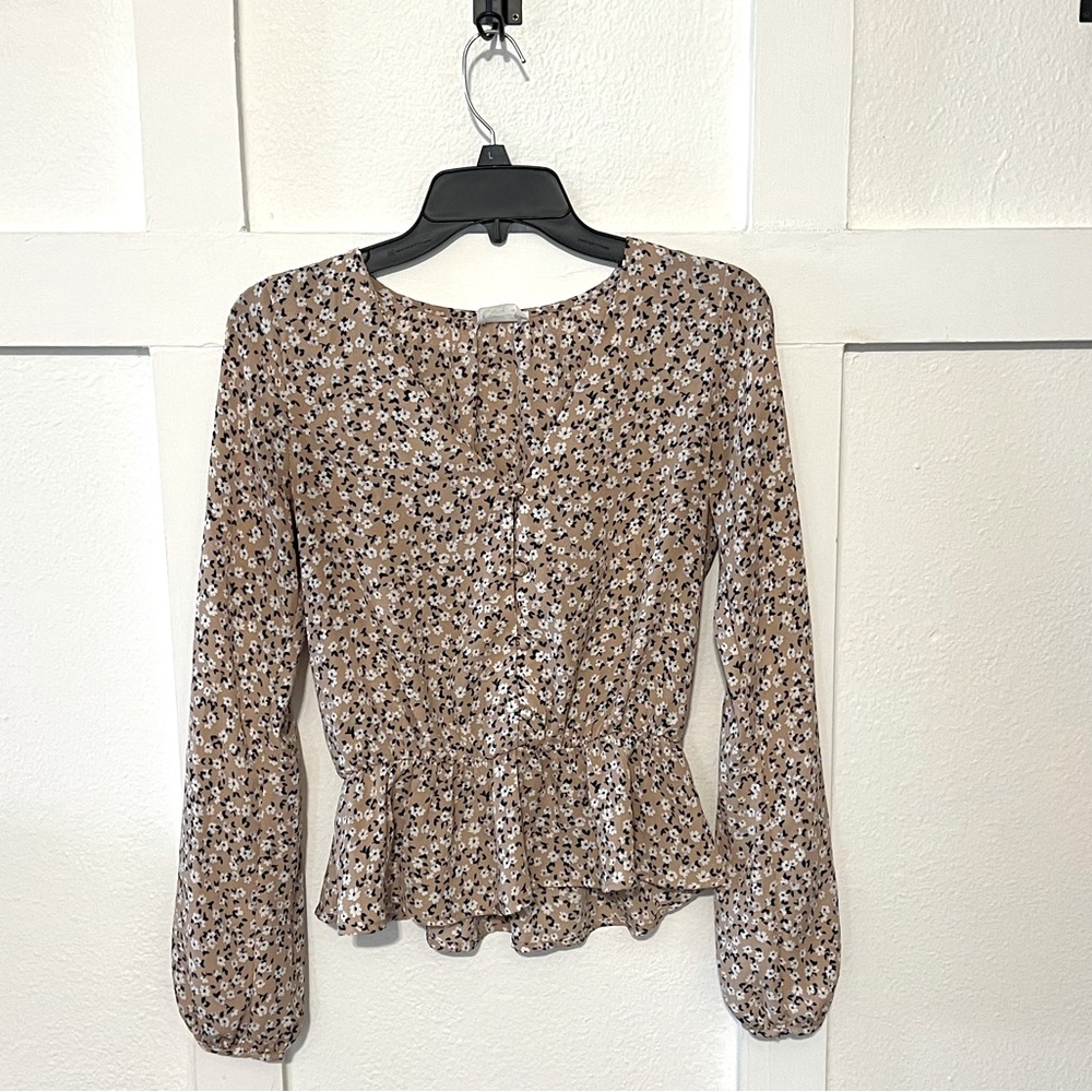 Sienna Sky Women’s Boutique Long Sleeve Floral Blouse Sz Small